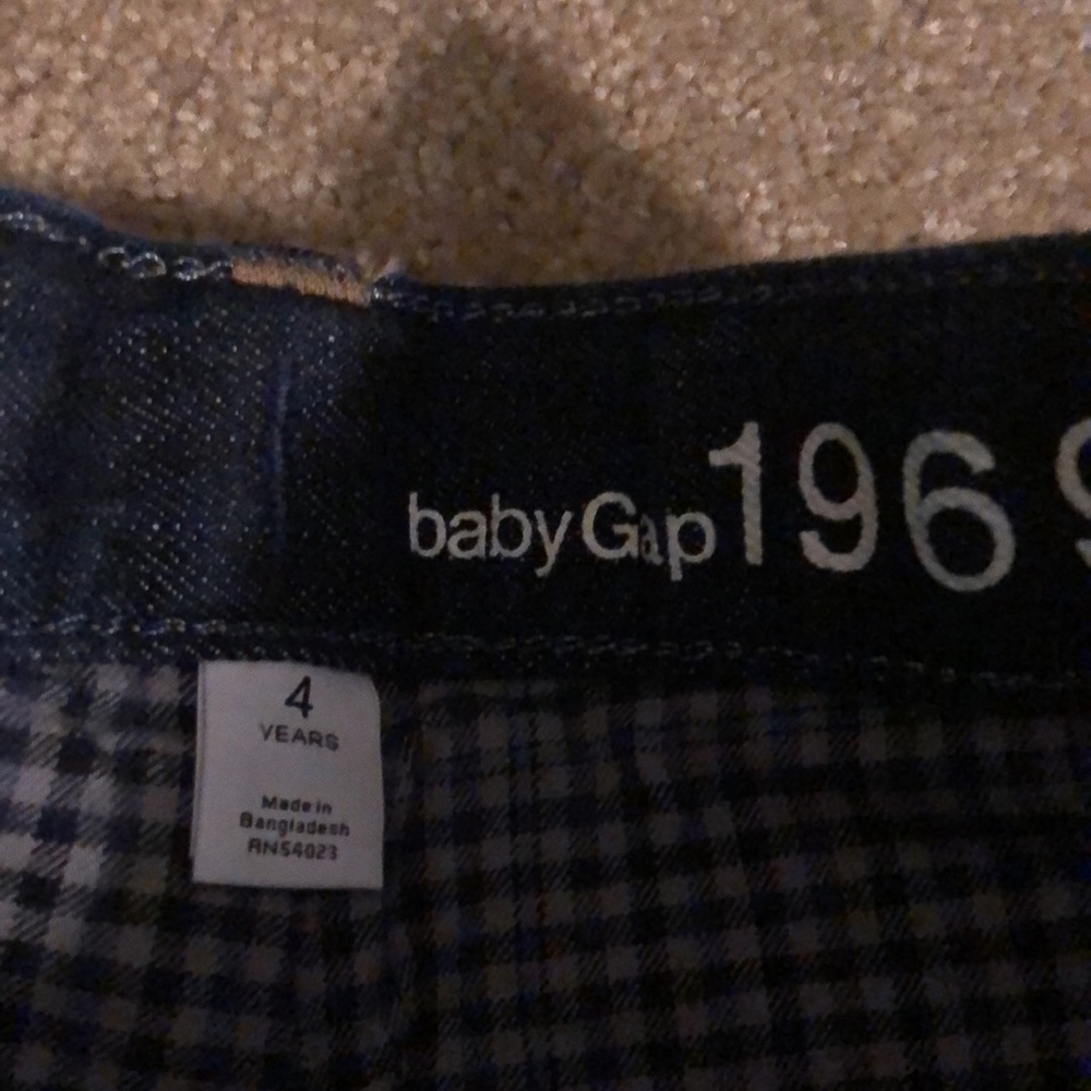 2 pair of boy pants. Janie and Jack coudory and gap jeans size 4 - Picture 9 of 9